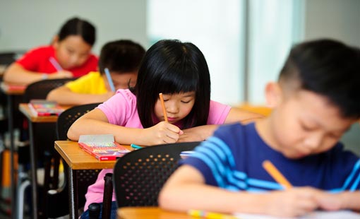 مساعدة الأطفال على الاستعداد للامتحانات